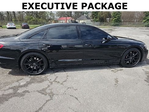 Used 2024 Audi S8 w/ S8 Comfort Plus Package image 29