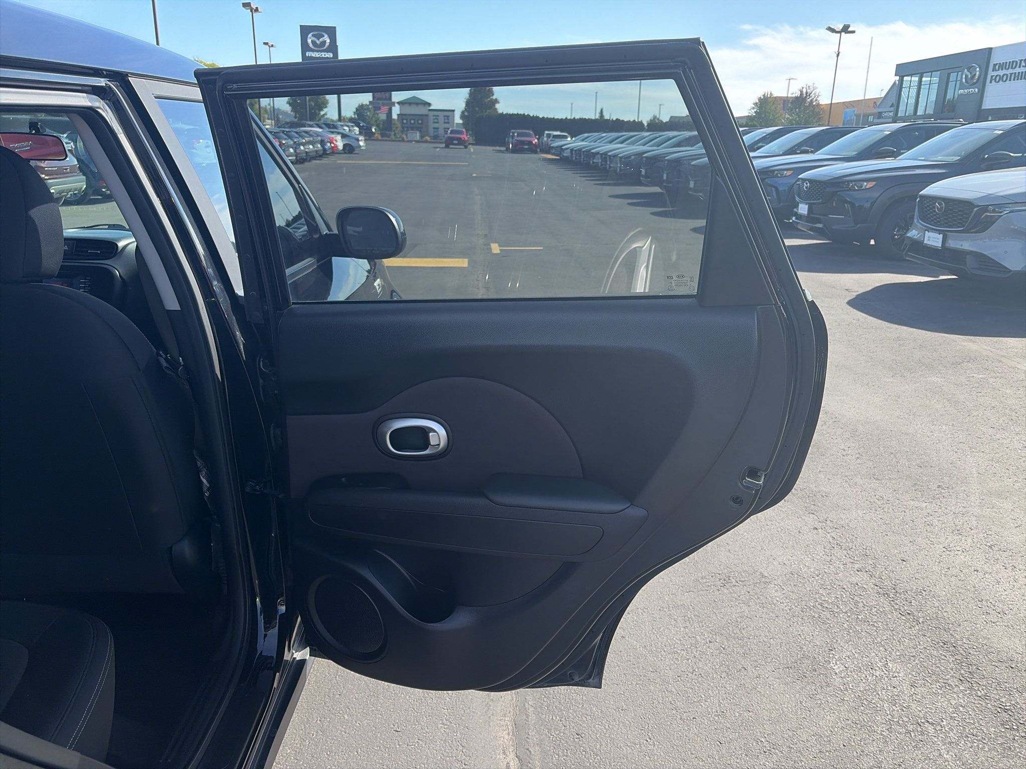 Used 2016 Kia Soul FWD image 15