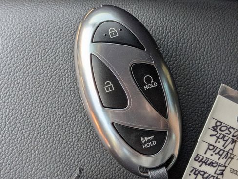 New 2025 Hyundai Elantra SEL FWD image 38