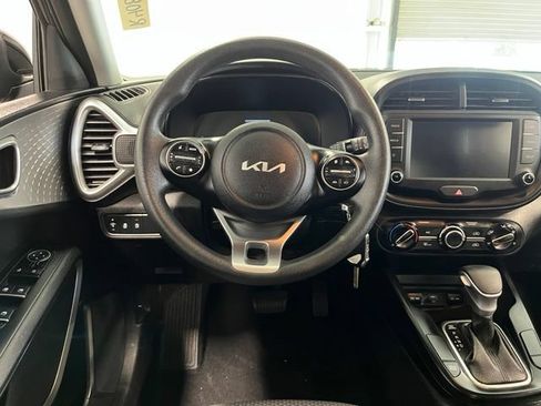 Used 2024 Kia Soul LX w/ Option Group 015 FWD image 22