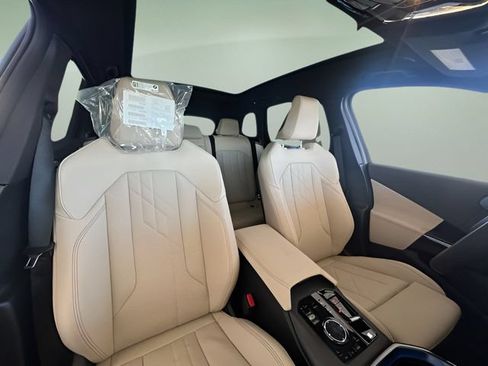 Used 2026 BMW X3 xDrive30i w/ Premium Package AWD/4WD image 35