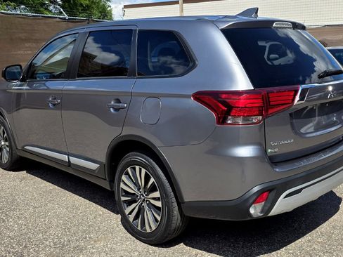 Used 2020 Mitsubishi Outlander SE AWD/4WD image 5