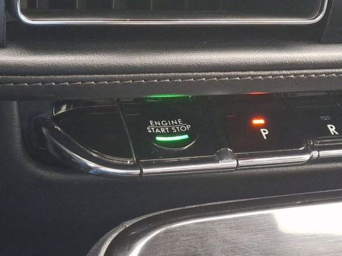 Certified 2023 Lincoln Nautilus Reserve image 24