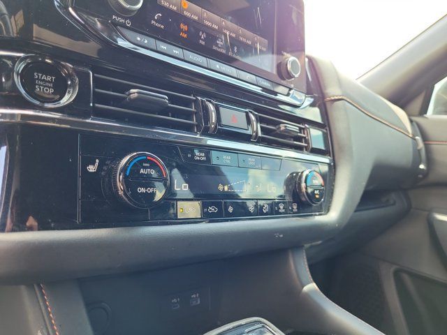 Used 2025 Nissan Pathfinder Rock Creek AWD/4WD image 30