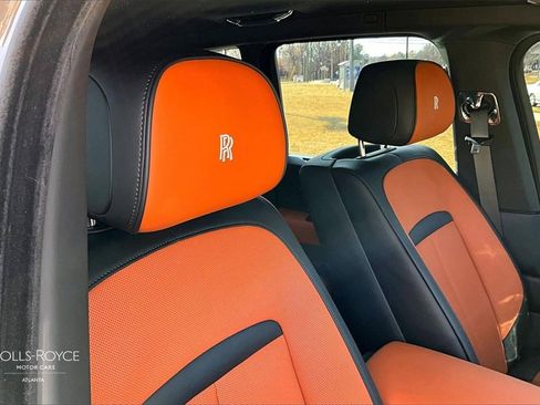 Used 2026 Rolls-Royce Cullinan image 32