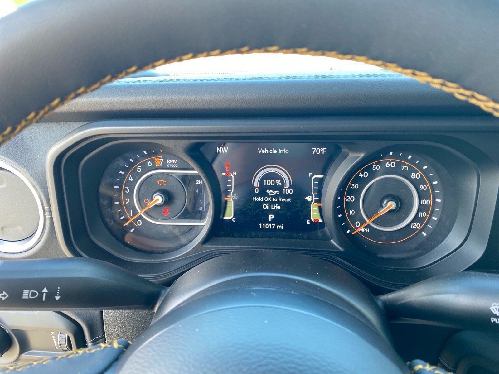Used 2025 Jeep Gladiator Sport AWD/4WD image 20