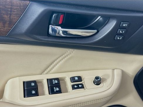 Used 2019 Subaru Outback 2.5i Limited w/ Popular Package #2 image 21