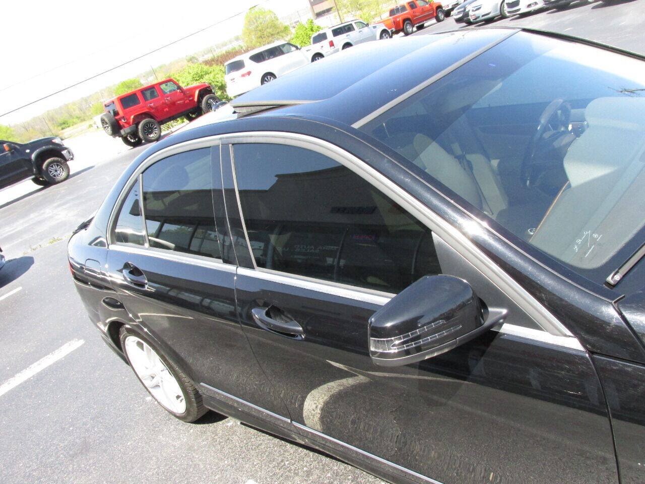Used 2012 Mercedes-Benz C 300 4MATIC Sedan image 43