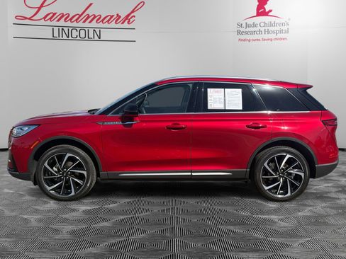 Certified 2024 Lincoln Corsair Reserve w/ Equipment Group 201A AWD/4WD image 2