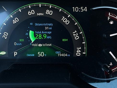 Used 2025 Toyota RAV4 XLE image 39