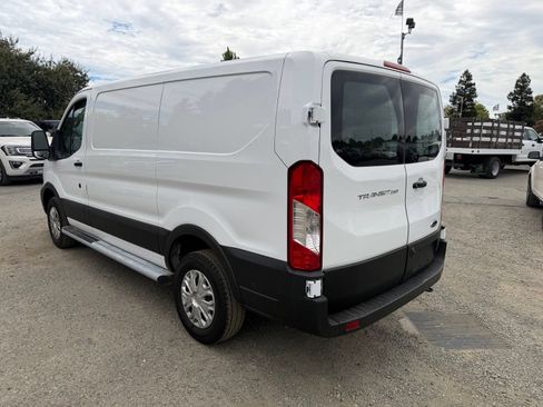 Used 2025 Ford Transit 250 Low Roof w/ Exterior Upgrade Package RWD image 3