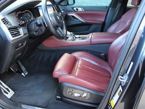 Used 2020 BMW X6 M50i w/ Executive Package image 15