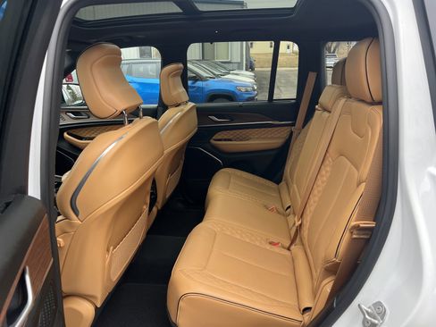 Certified 2023 Jeep Grand Cherokee Summit w/ Adv Protech Group IV image 8