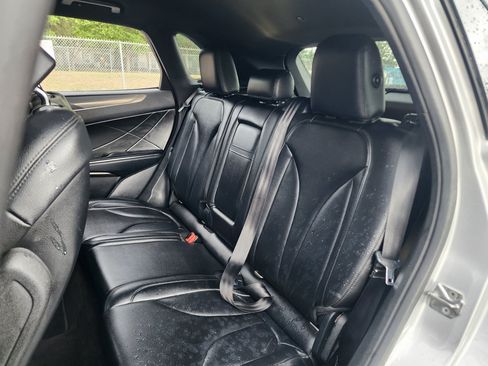Used 2018 Lincoln MKC Premiere FWD image 18
