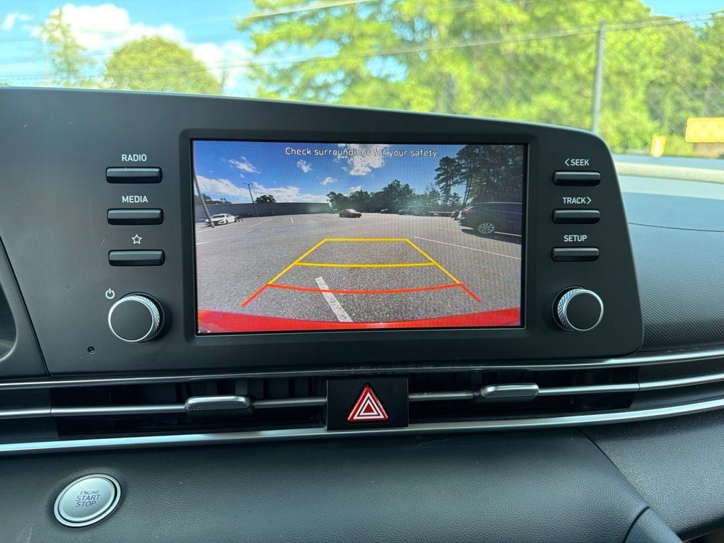 Certified 2023 Hyundai Elantra SEL w/ Preferred Accessory Package FWD image 16
