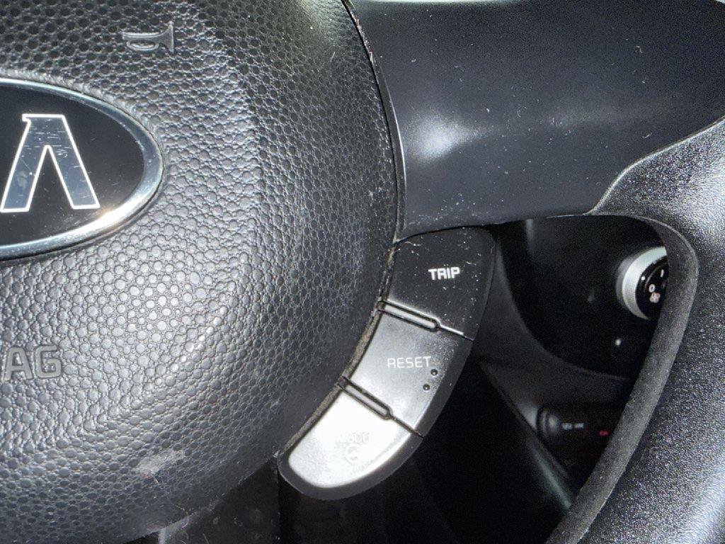 Used 2016 Kia Soul FWD image 13