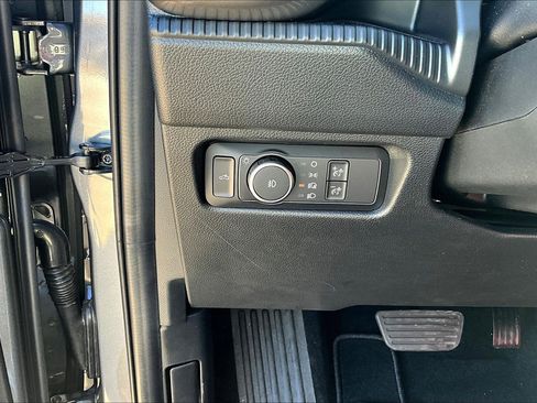 Used 2025 Ford Ranger XLT w/ Equipment Group 301A High image 33