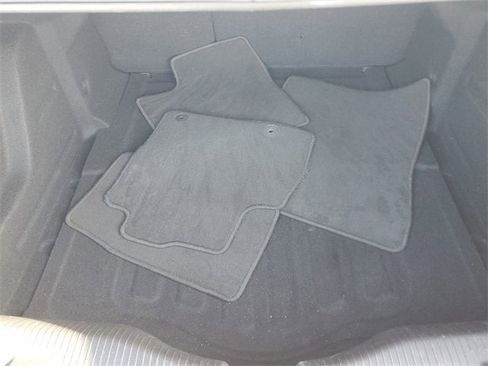 Used 2018 Chevrolet Cruze LT image 6