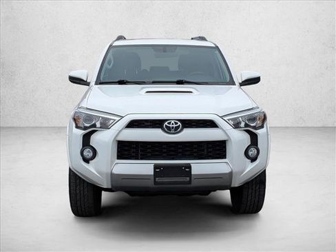 Used 2018 Toyota 4Runner TRD Off Road image 2
