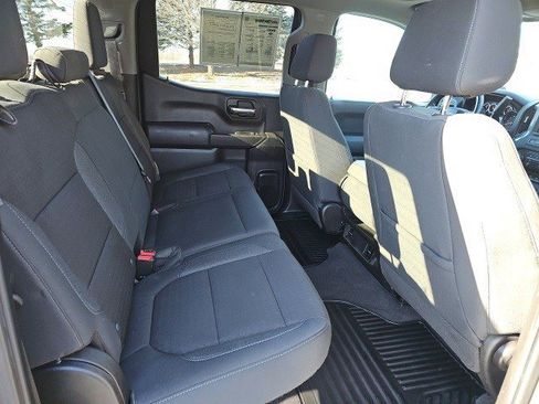 Used 2022 Chevrolet Silverado 1500 Custom Trail Boss w/ Safety Confidence Package image 15