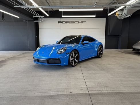 Used 2024 Porsche 911 Carrera image 1