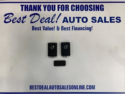 Used 2018 Volvo XC90 T6 Momentum w/ Convenience Package image 31