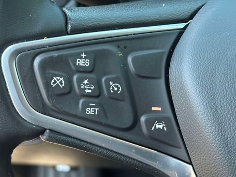 Used 2023 Chevrolet Equinox LT FWD image 21