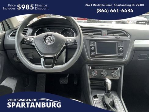 Used 2021 Volkswagen Tiguan S image 11