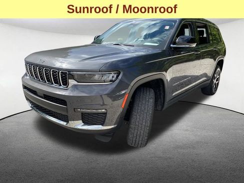 Used 2023 Jeep Grand Cherokee L Limited AWD/4WD image 5