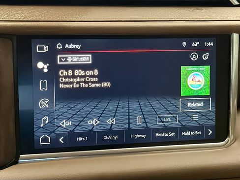 Used 2023 GMC Yukon Denali image 9