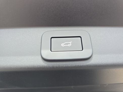 New 2026 Land Rover Range Rover Sport SE AWD/4WD image 13