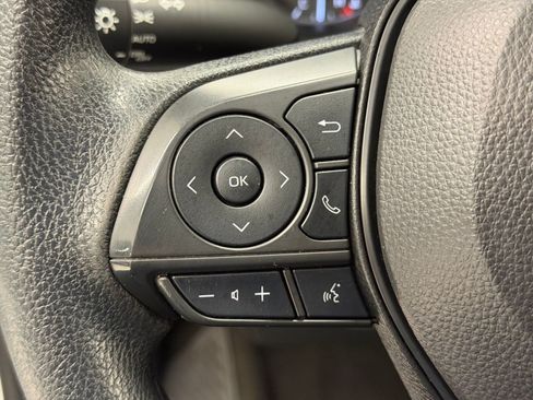 Used 2024 Toyota Corolla LE FWD image 13
