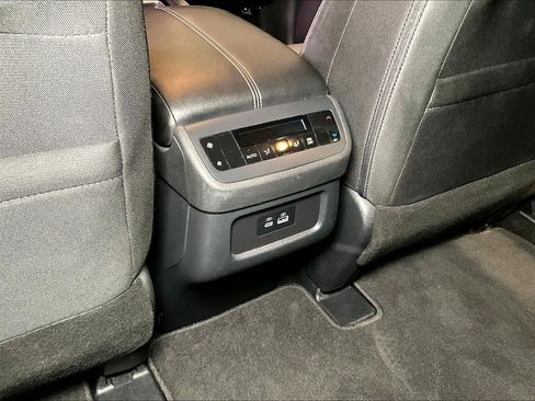 Used 2025 Nissan Pathfinder SV FWD image 11