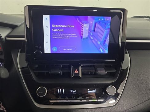 Used 2025 Toyota Corolla LE image 13