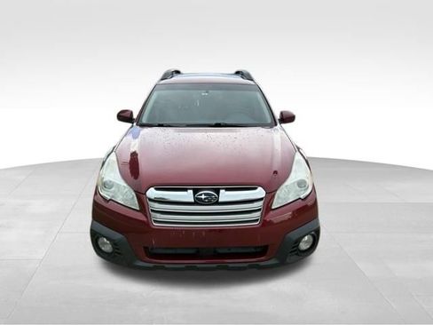 Used 2013 Subaru Outback 2.5i Premium AWD/4WD image 9