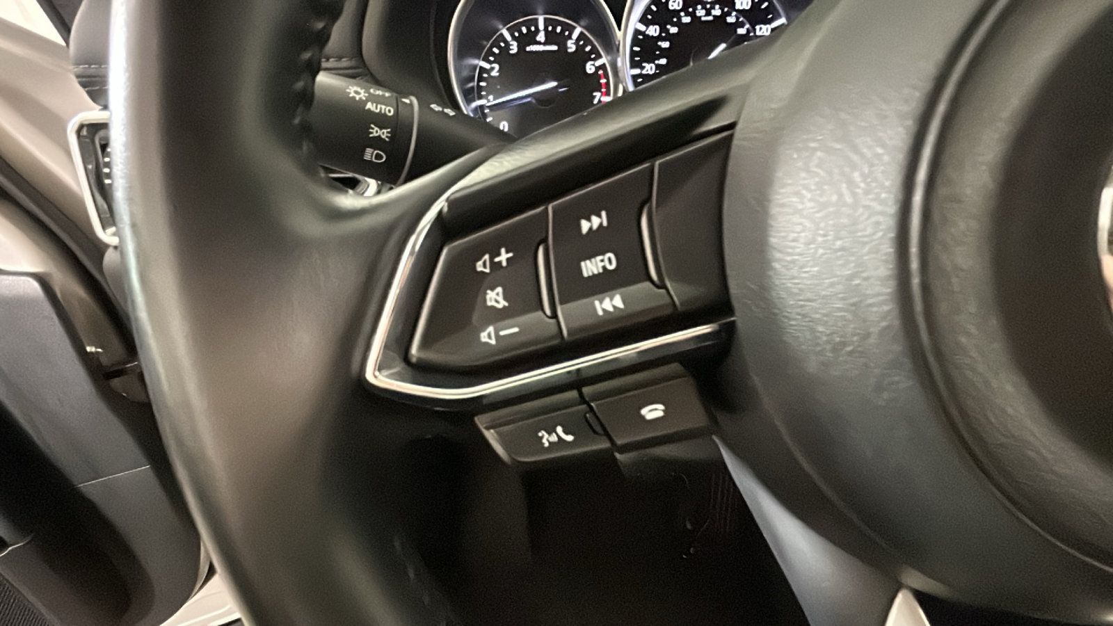 Used 2025 MAZDA CX-5 AWD 2.5 S w/ Select Package image 18