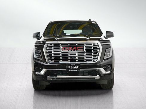 Used 2025 GMC Yukon XL Denali w/ Denali Reserve Package AWD/4WD image 8