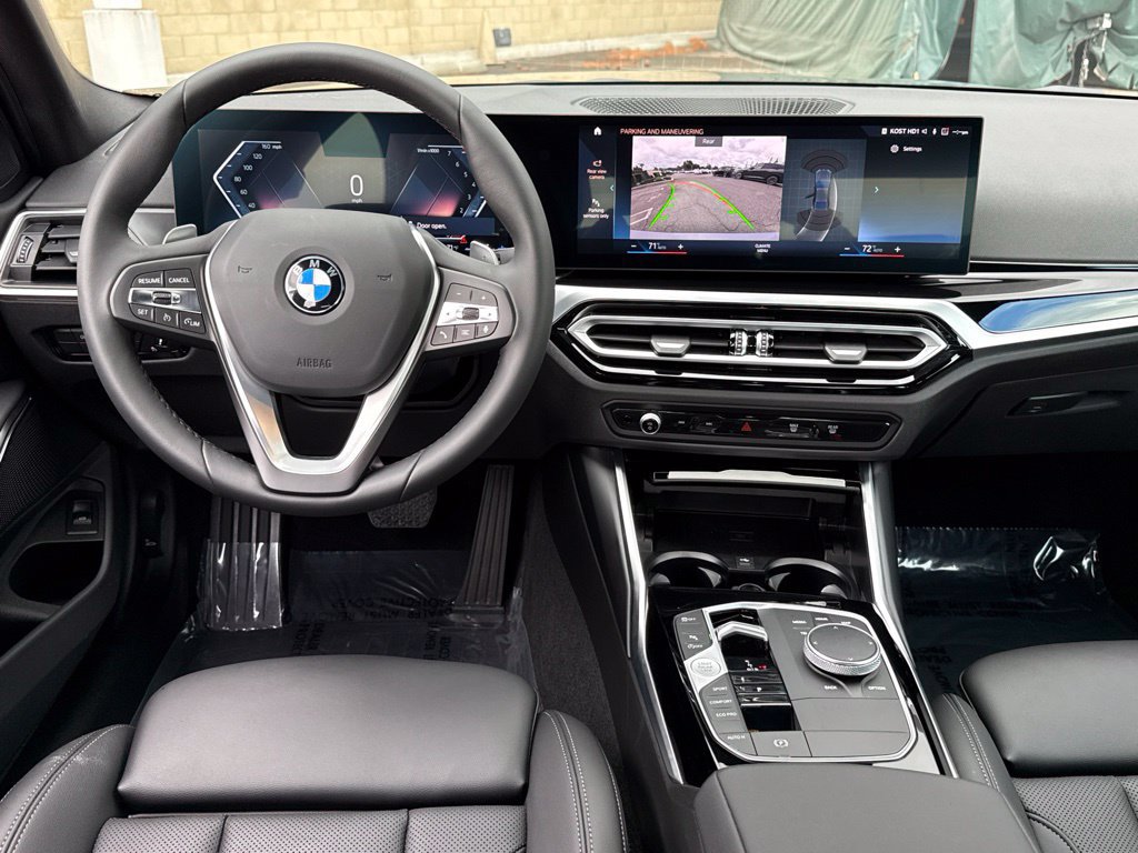 Used 2024 BMW 330i Sedan w/ Convenience Package RWD image 30