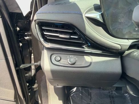 New 2026 Buick Envista Sport Touring w/ Convenience I Package FWD image 30