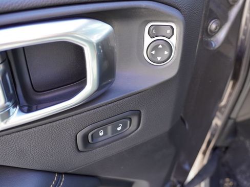 Certified 2025 Jeep Wrangler Sahara 4xe w/ Safety Group image 21