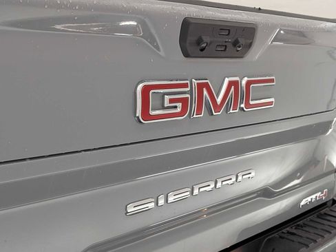 Used 2025 GMC Sierra 3500 AT4 w/ AT4 Premium Plus Package image 12