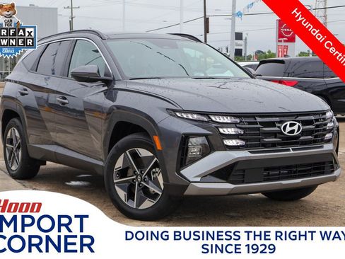 Certified 2025 Hyundai Tucson SEL w/ Tow & Go Package AWD/4WD image 1