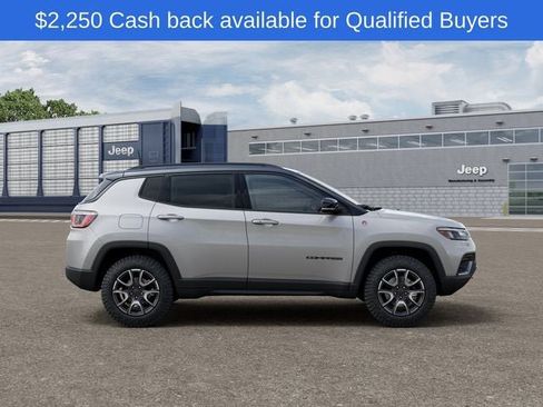 New 2026 Jeep Compass Trailhawk w/ Sun, Sound & Navigation Group AWD/4WD image 10