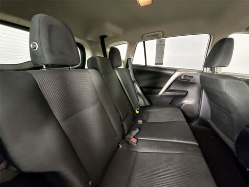 Used 2018 Toyota RAV4 LE w/ All Weather Liner Package AWD/4WD image 36
