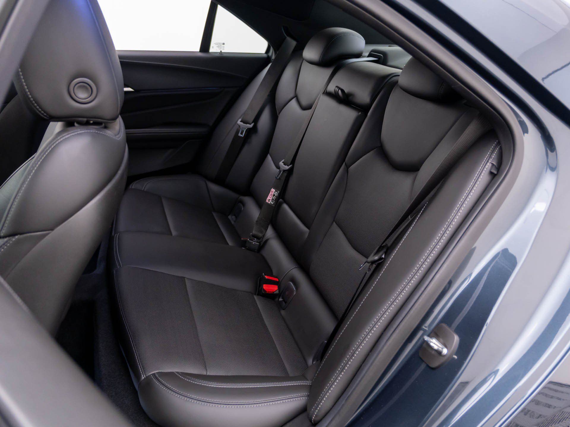 Used 2022 Cadillac CT4 Premium Luxury RWD image 21