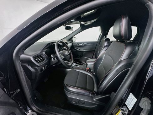 Used 2025 Ford Escape ST-Line FWD image 13