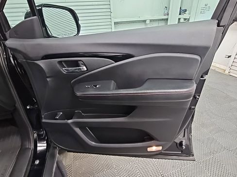 Used 2019 Honda Ridgeline Black Edition image 40
