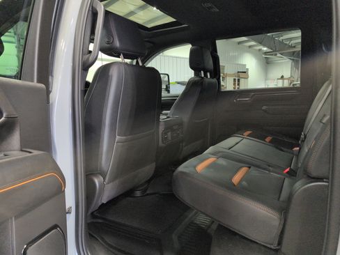 Used 2024 GMC Sierra 3500 AT4 w/ AT4 Premium Plus Package image 10