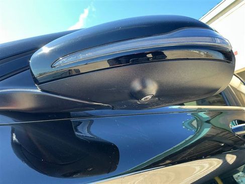 Used 2017 Mercedes-Benz C 63 AMG S image 21