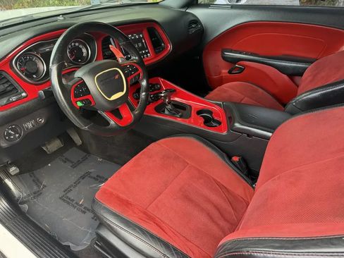 Used 2019 Dodge Challenger R/T w/ Plus Package RWD image 2